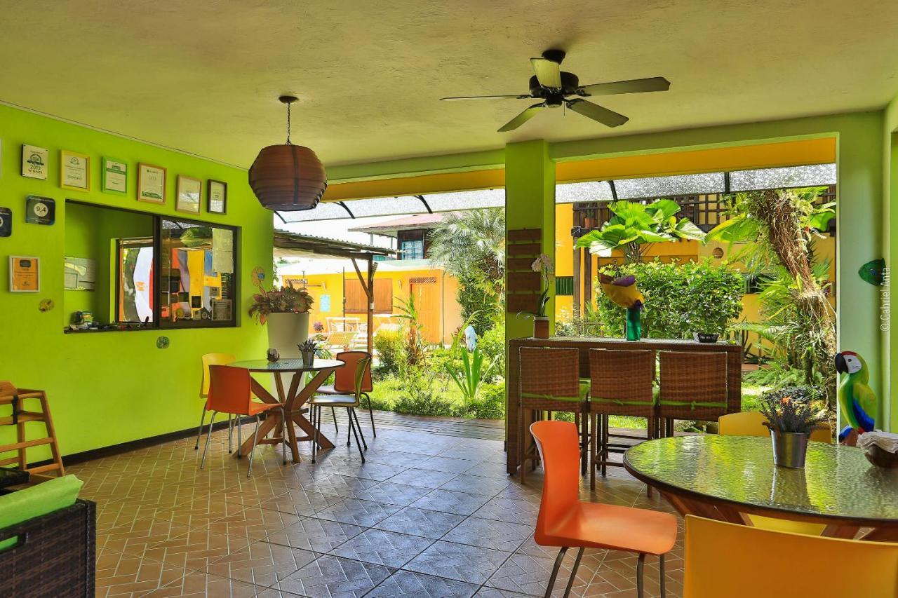 Hotel Boutique La Casa De Las Flores Cahuita Exterior photo